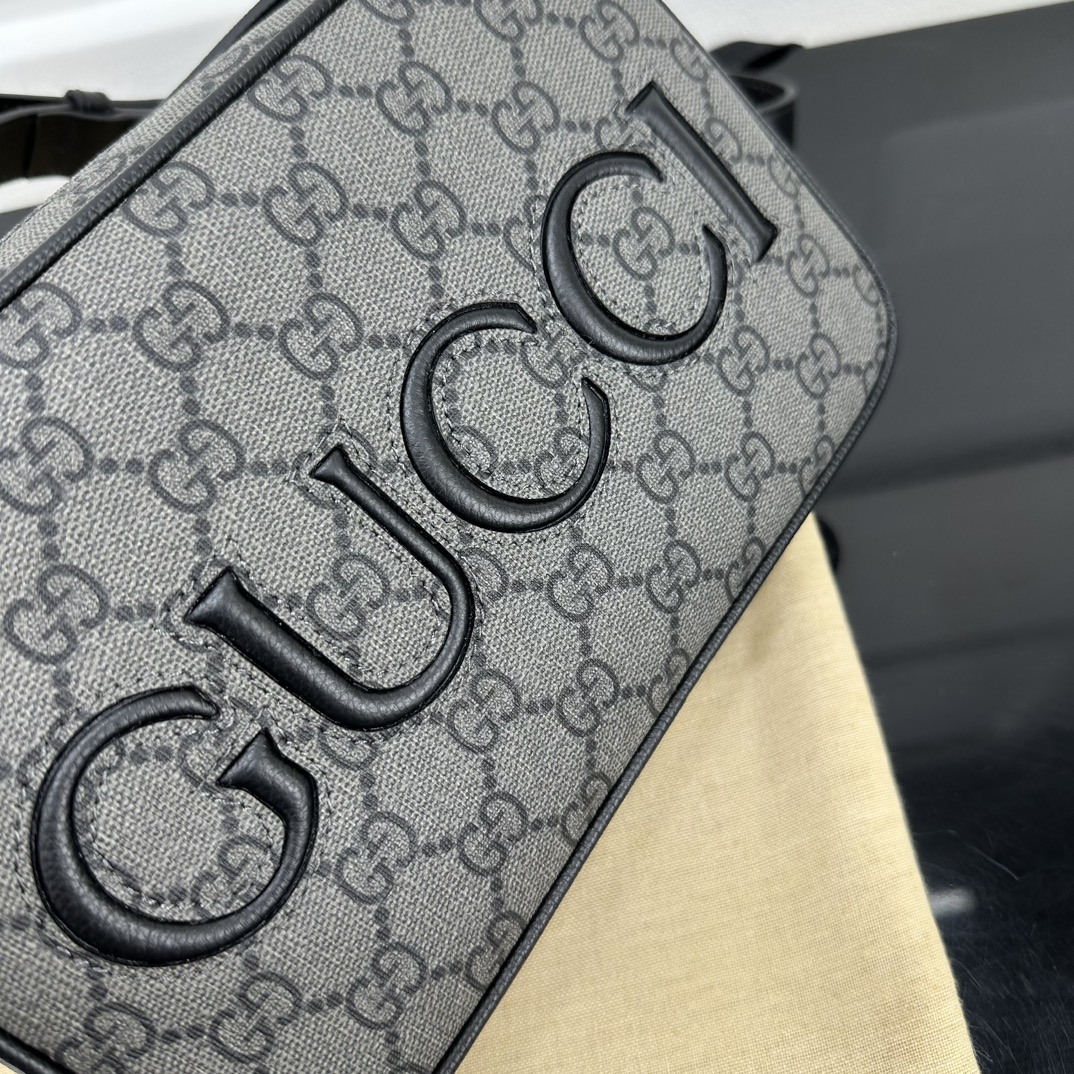 Gucci Satchel Bags